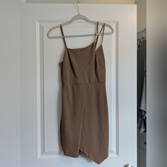 EUC- Lush Brown Tan Spaghetti Strap Multi Length Mini Dress Size S - Picture 1 of 10
